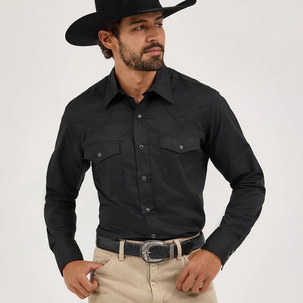 WRANGLER® WESTERN SNAP SHIRT - LONG SLEEVE SOLID BROADCLOTH